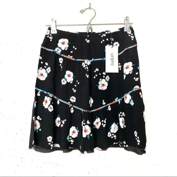 NEW BA&SH Bia floral print crepe mini skirt - Picture 5 of 13